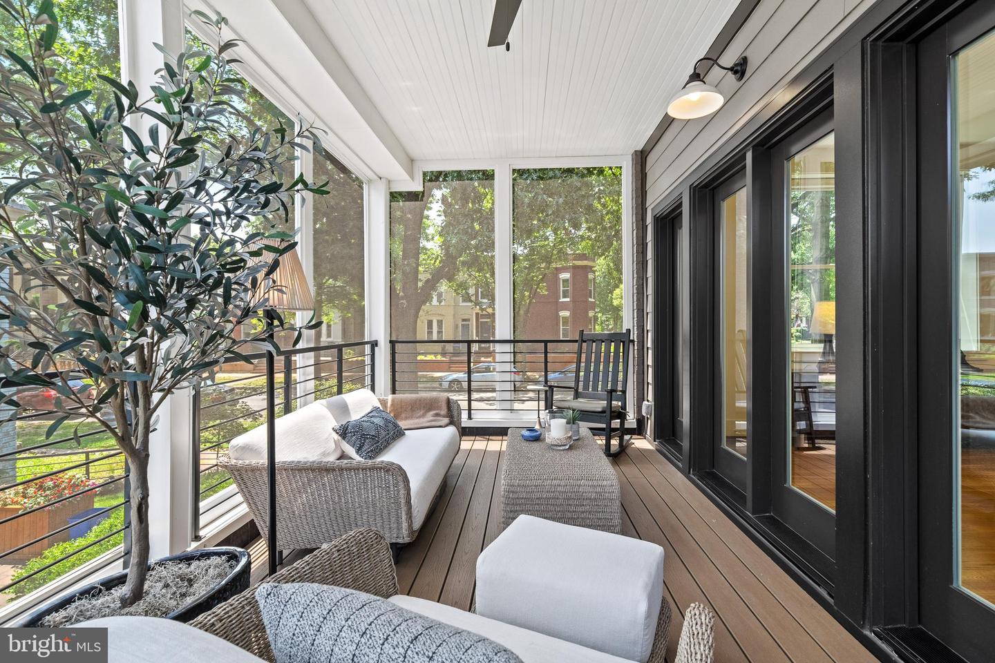 1401 SOUTH CAROLINA AVE SE #1, WASHINGTON, District Of Columbia 20003, 3 Bedrooms Bedrooms, ,2 BathroomsBathrooms,Residential,For sale,1401 SOUTH CAROLINA AVE SE #1,DCDC2204164 MLS # DCDC2204164