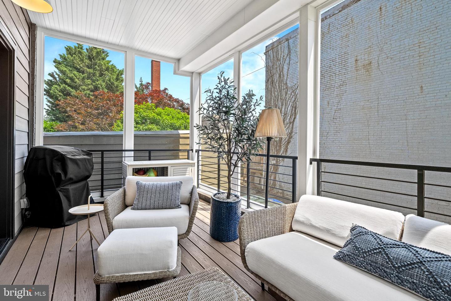 1401 SOUTH CAROLINA AVE SE #1, WASHINGTON, District Of Columbia 20003, 3 Bedrooms Bedrooms, ,2 BathroomsBathrooms,Residential,For sale,1401 SOUTH CAROLINA AVE SE #1,DCDC2204164 MLS # DCDC2204164