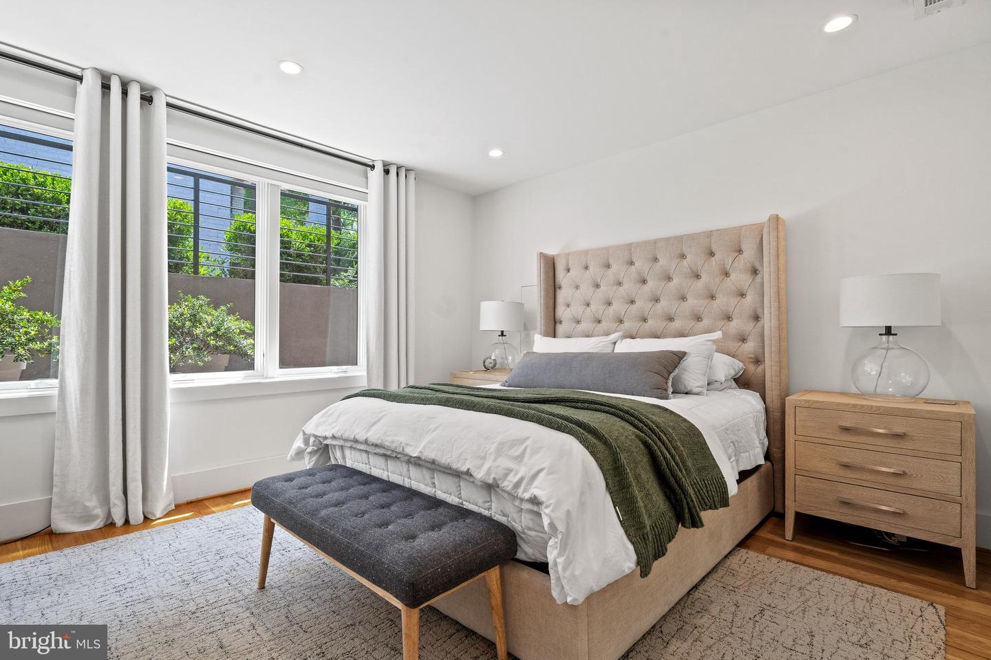 1401 SOUTH CAROLINA AVE SE #1, WASHINGTON, District Of Columbia 20003, 3 Bedrooms Bedrooms, ,2 BathroomsBathrooms,Residential,For sale,1401 SOUTH CAROLINA AVE SE #1,DCDC2204164 MLS # DCDC2204164