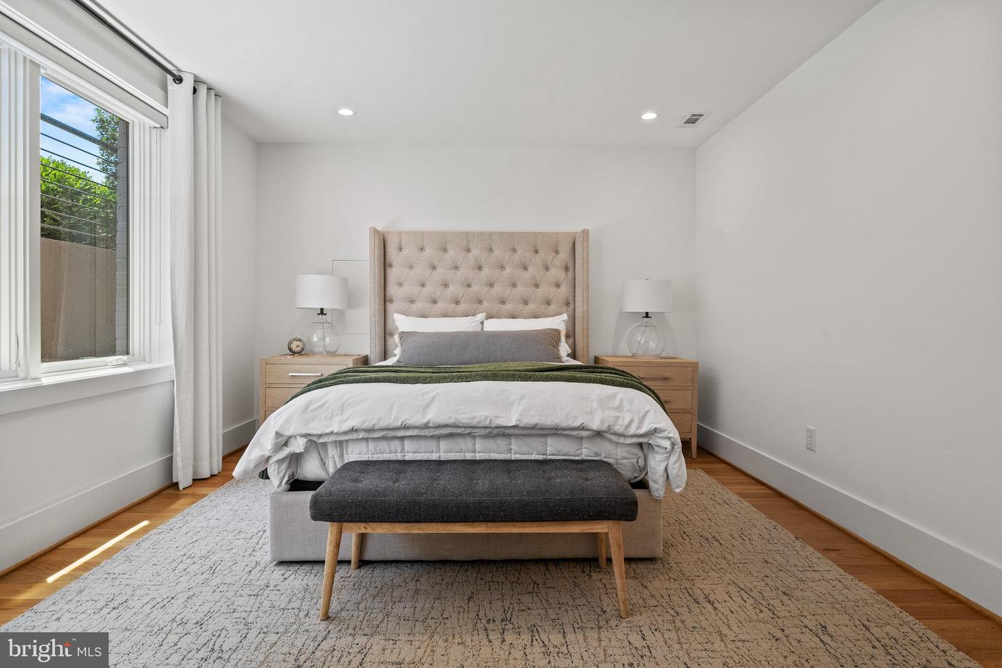 1401 SOUTH CAROLINA AVE SE #1, WASHINGTON, District Of Columbia 20003, 3 Bedrooms Bedrooms, ,2 BathroomsBathrooms,Residential,For sale,1401 SOUTH CAROLINA AVE SE #1,DCDC2204164 MLS # DCDC2204164