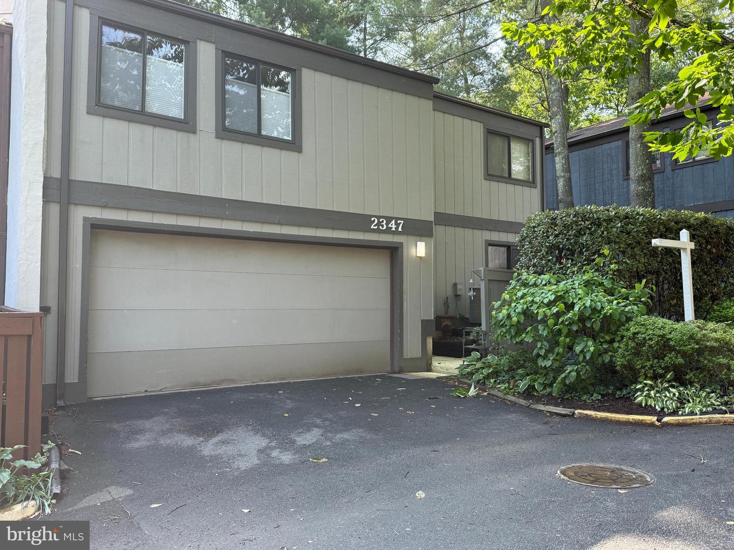 2347 GLADE BANK WAY, RESTON, Virginia 20191, 4 Bedrooms Bedrooms, ,3 BathroomsBathrooms,Residential,For sale,2347 GLADE BANK WAY,VAFX2245658 MLS # VAFX2245658