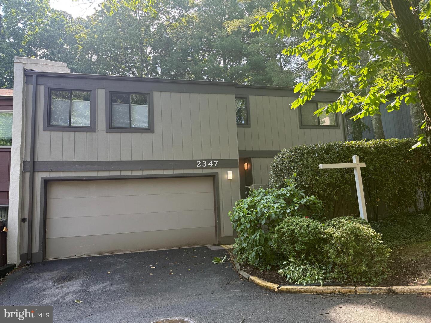 2347 GLADE BANK WAY, RESTON, Virginia 20191, 4 Bedrooms Bedrooms, ,3 BathroomsBathrooms,Residential,For sale,2347 GLADE BANK WAY,VAFX2245658 MLS # VAFX2245658