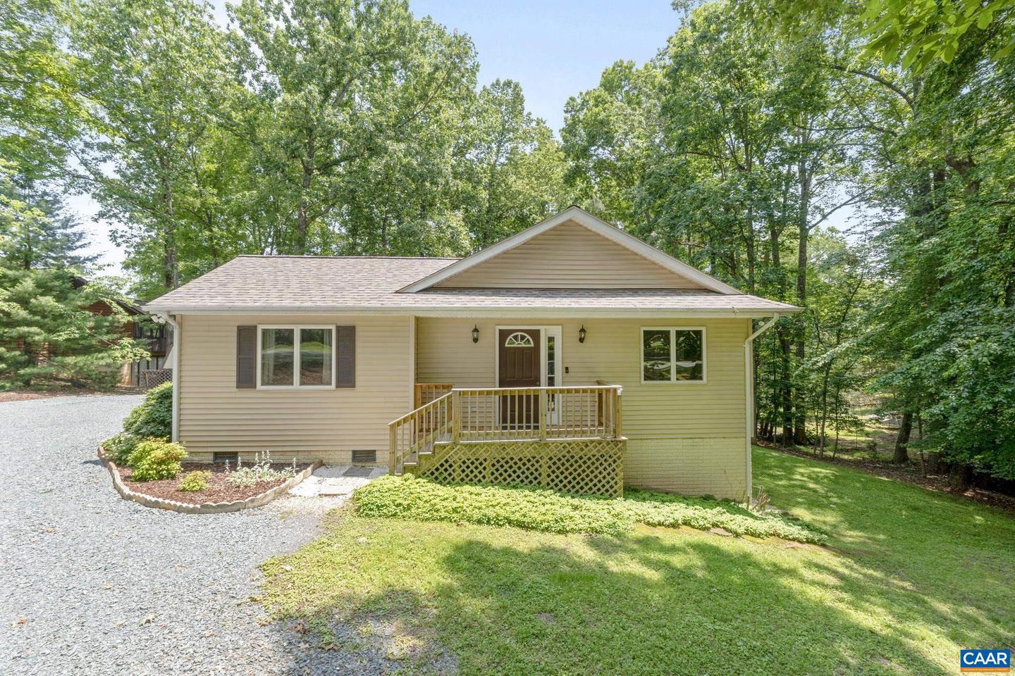7 SAND TRAP TER, PALMYRA, Virginia 22963, 4 Bedrooms Bedrooms, ,3 BathroomsBathrooms,Residential,For sale,7 SAND TRAP TER,665390 MLS # 665390