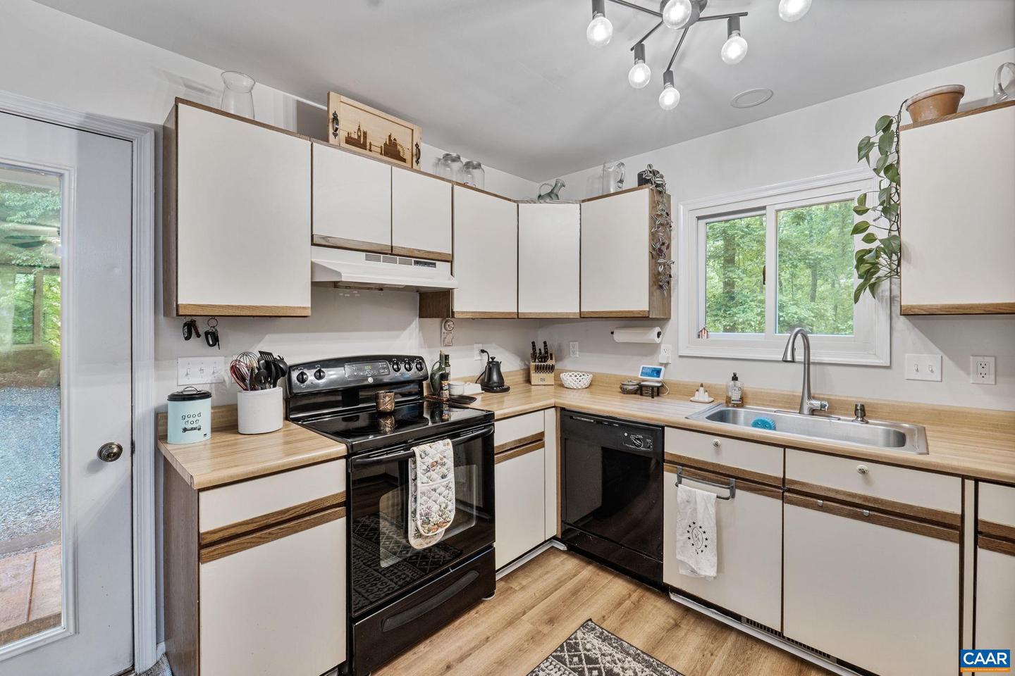 7 SAND TRAP TER, PALMYRA, Virginia 22963, 4 Bedrooms Bedrooms, ,3 BathroomsBathrooms,Residential,For sale,7 SAND TRAP TER,665390 MLS # 665390