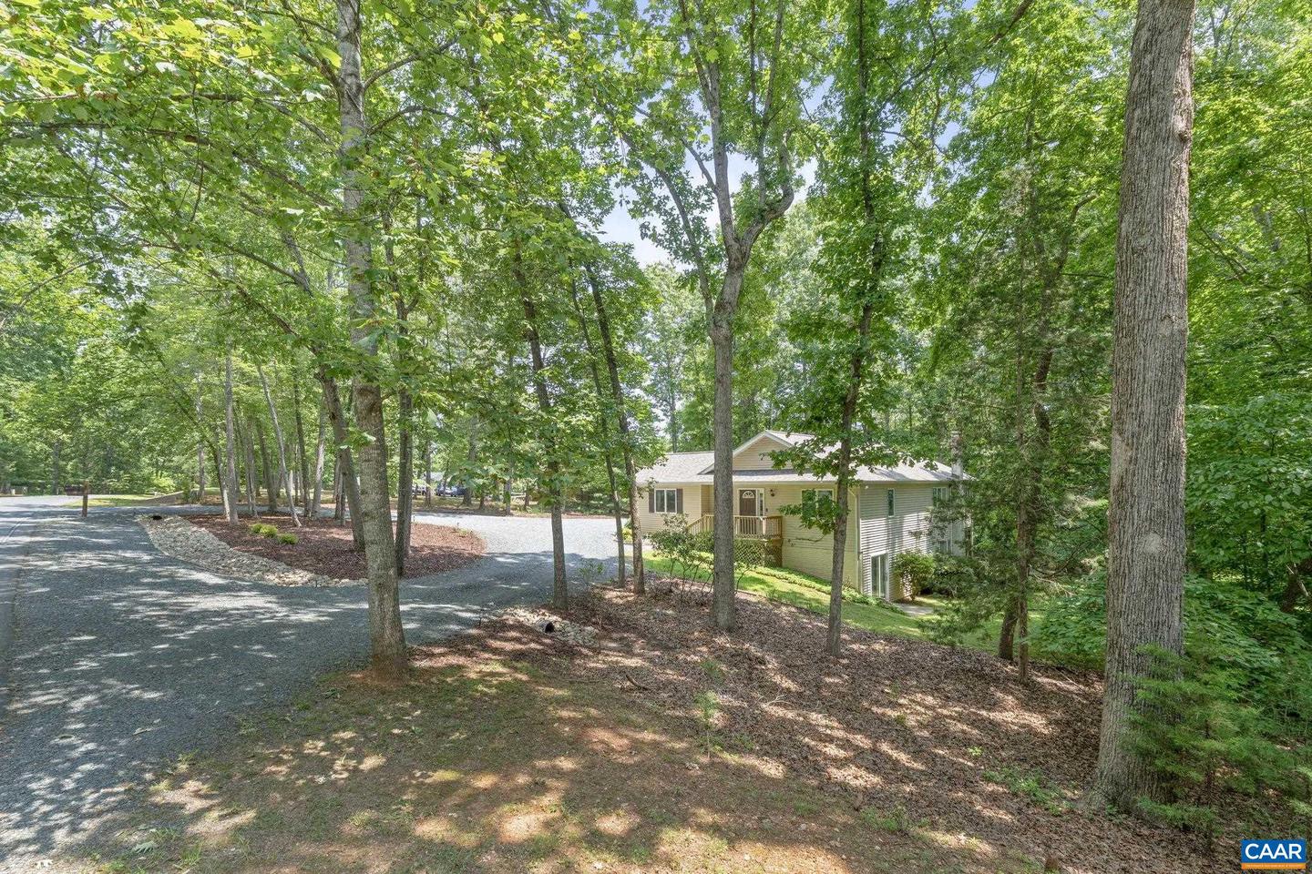 7 SAND TRAP TER, PALMYRA, Virginia 22963, 4 Bedrooms Bedrooms, ,3 BathroomsBathrooms,Residential,For sale,7 SAND TRAP TER,665390 MLS # 665390