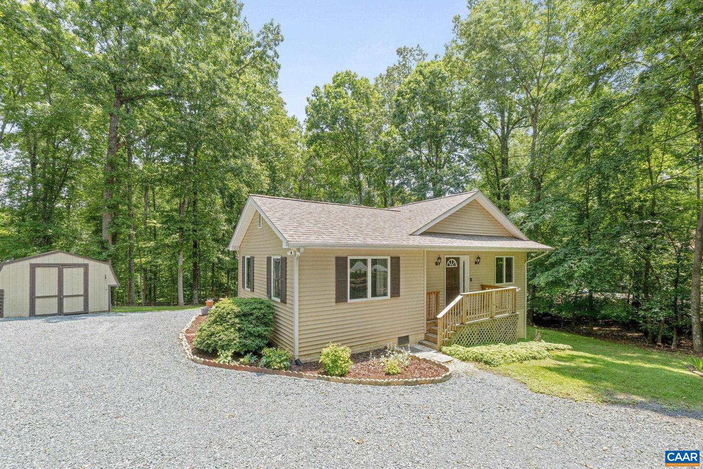 7 SAND TRAP TER, PALMYRA, Virginia 22963, 4 Bedrooms Bedrooms, ,3 BathroomsBathrooms,Residential,For sale,7 SAND TRAP TER,665390 MLS # 665390