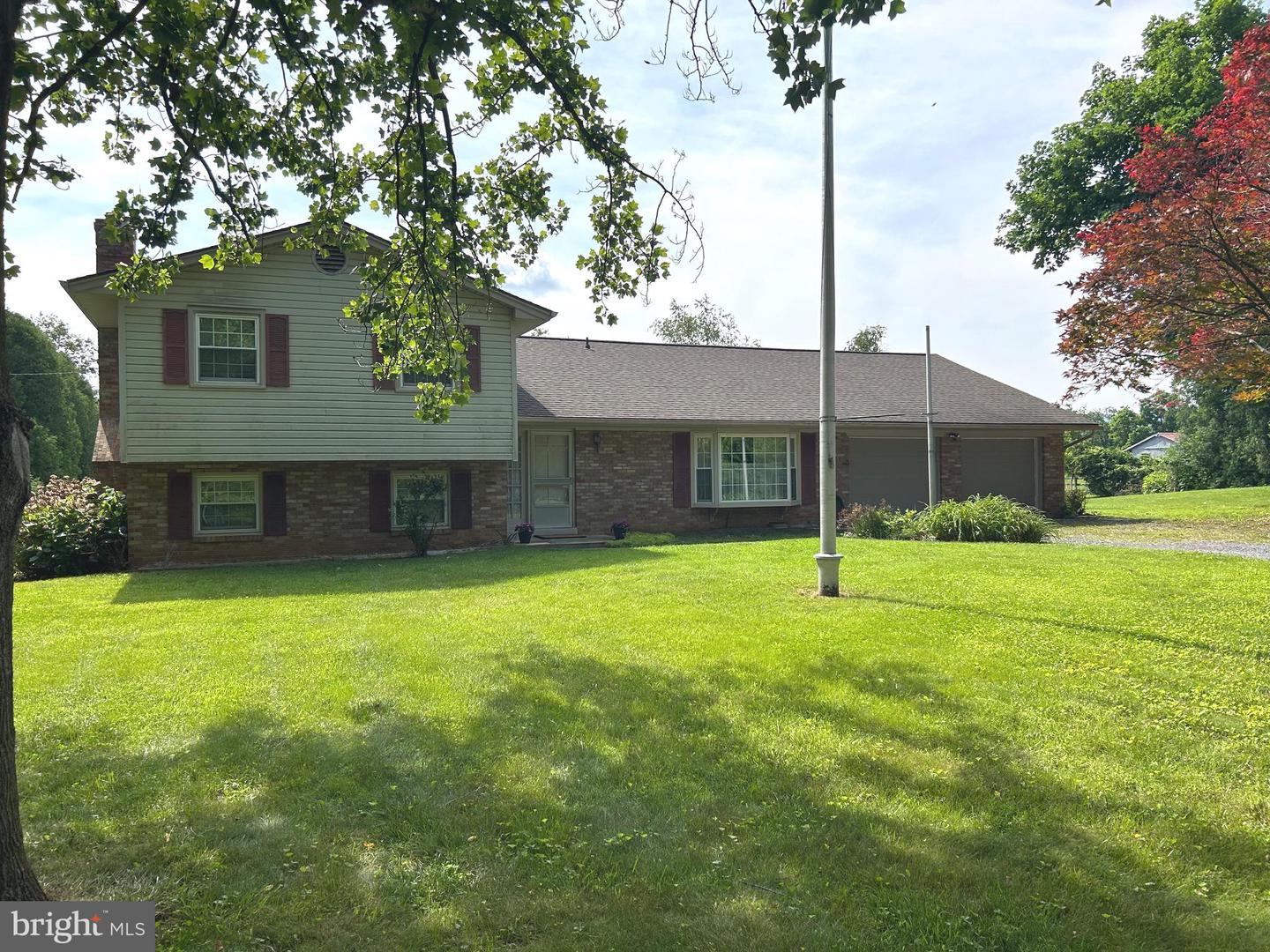 611 KENNEL ROAD RD, BOYCE, Virginia 22620, 5 Bedrooms Bedrooms, ,3 BathroomsBathrooms,Residential,For sale,611 KENNEL ROAD RD,VACL2003840 MLS # VACL2003840