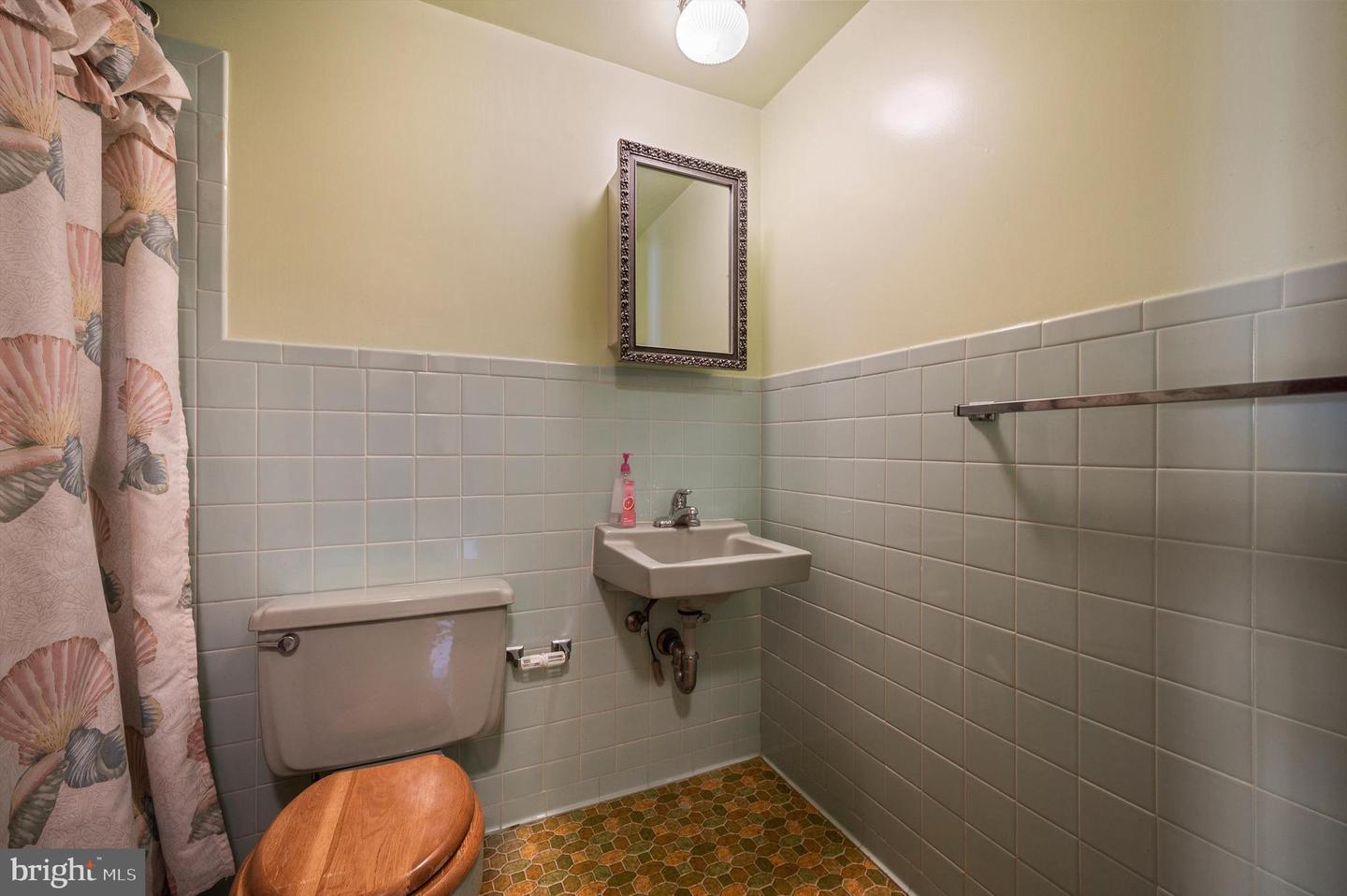 611 KENNEL ROAD RD, BOYCE, Virginia 22620, 5 Bedrooms Bedrooms, ,3 BathroomsBathrooms,Residential,For sale,611 KENNEL ROAD RD,VACL2003840 MLS # VACL2003840