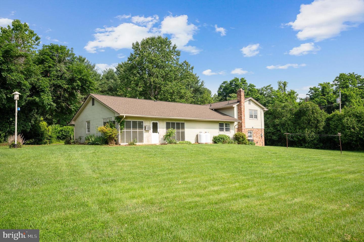 611 KENNEL ROAD RD, BOYCE, Virginia 22620, 5 Bedrooms Bedrooms, ,3 BathroomsBathrooms,Residential,For sale,611 KENNEL ROAD RD,VACL2003840 MLS # VACL2003840