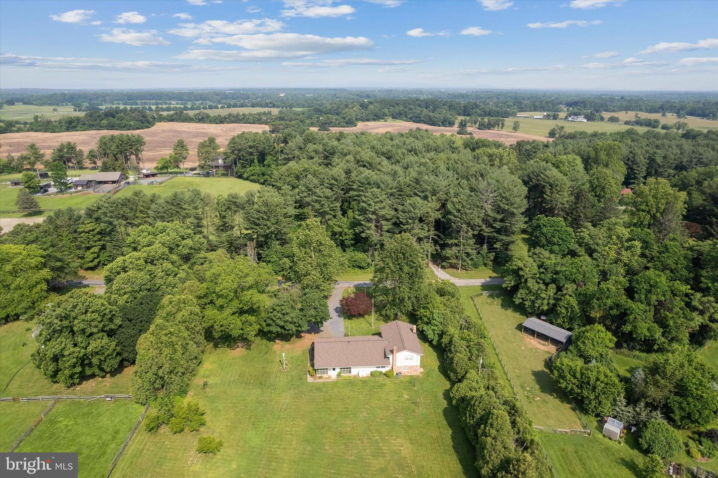 611 KENNEL ROAD RD, BOYCE, Virginia 22620, 5 Bedrooms Bedrooms, ,3 BathroomsBathrooms,Residential,For sale,611 KENNEL ROAD RD,VACL2003840 MLS # VACL2003840