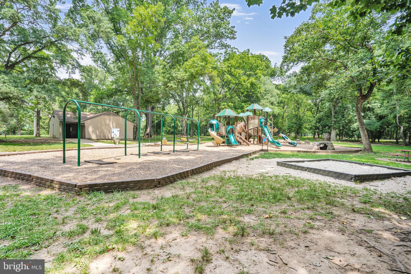 47167 CHAMBLISS CT, STERLING, Virginia 20165, 4 Bedrooms Bedrooms, ,3 BathroomsBathrooms,Residential,For sale,47167 CHAMBLISS CT,VALO2099744 MLS # VALO2099744