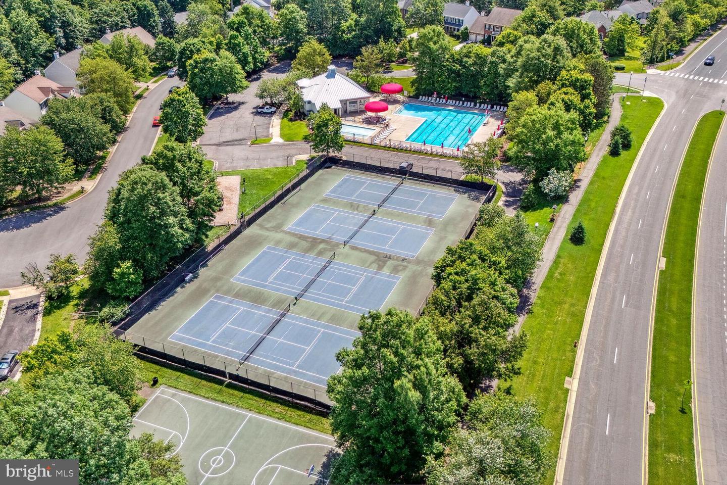 47167 CHAMBLISS CT, STERLING, Virginia 20165, 4 Bedrooms Bedrooms, ,3 BathroomsBathrooms,Residential,For sale,47167 CHAMBLISS CT,VALO2099744 MLS # VALO2099744