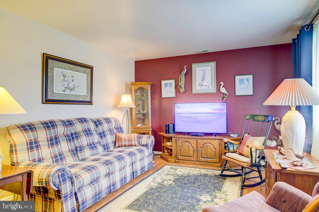 7267 OLGA DR, CHINCOTEAGUE ISLAND, Virginia 23336, 3 Bedrooms Bedrooms, ,2 BathroomsBathrooms,Residential,For sale,7267 OLGA DR,VAAC2001952 MLS # VAAC2001952