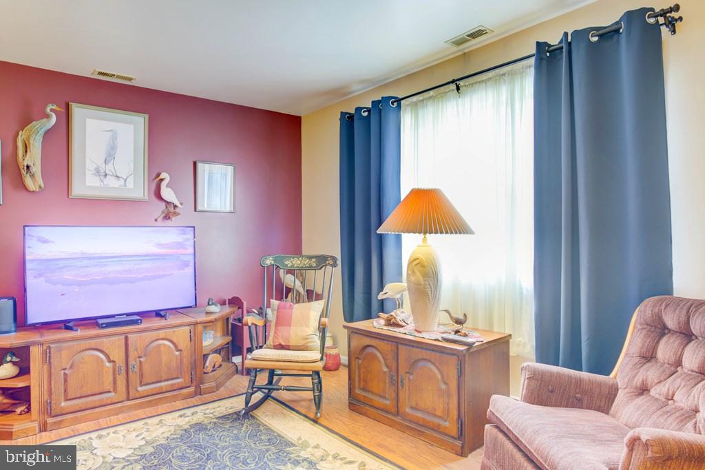 7267 OLGA DR, CHINCOTEAGUE ISLAND, Virginia 23336, 3 Bedrooms Bedrooms, ,2 BathroomsBathrooms,Residential,For sale,7267 OLGA DR,VAAC2001952 MLS # VAAC2001952