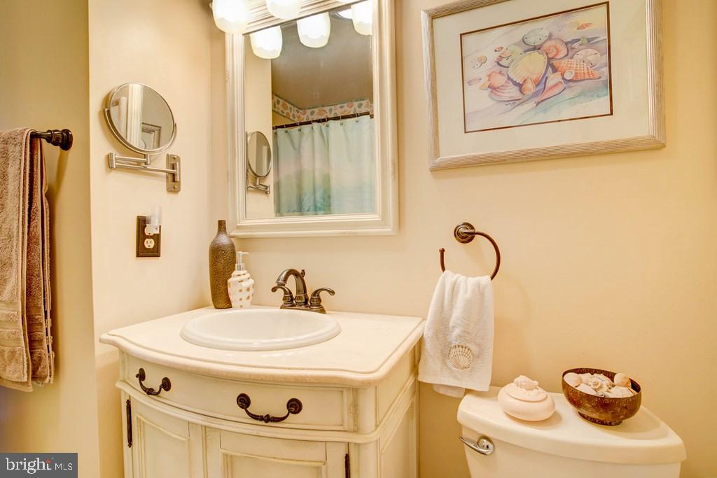 7267 OLGA DR, CHINCOTEAGUE ISLAND, Virginia 23336, 3 Bedrooms Bedrooms, ,2 BathroomsBathrooms,Residential,For sale,7267 OLGA DR,VAAC2001952 MLS # VAAC2001952