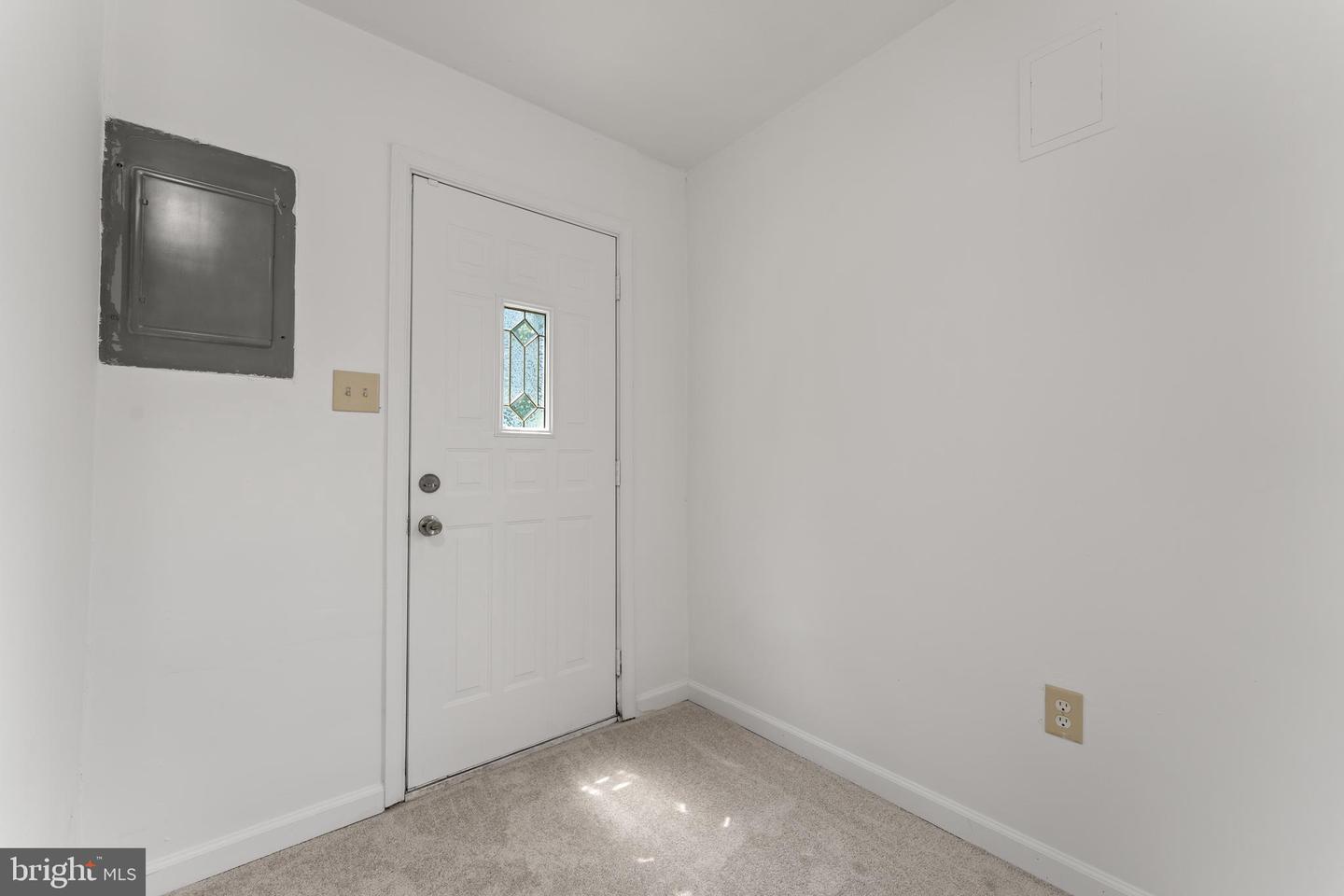 4602 H WHITING CIR, RICHMOND, Virginia 23226, 3 Bedrooms Bedrooms, ,2 BathroomsBathrooms,Residential,For sale,4602 H WHITING CIR,VARC2000706 MLS # VARC2000706