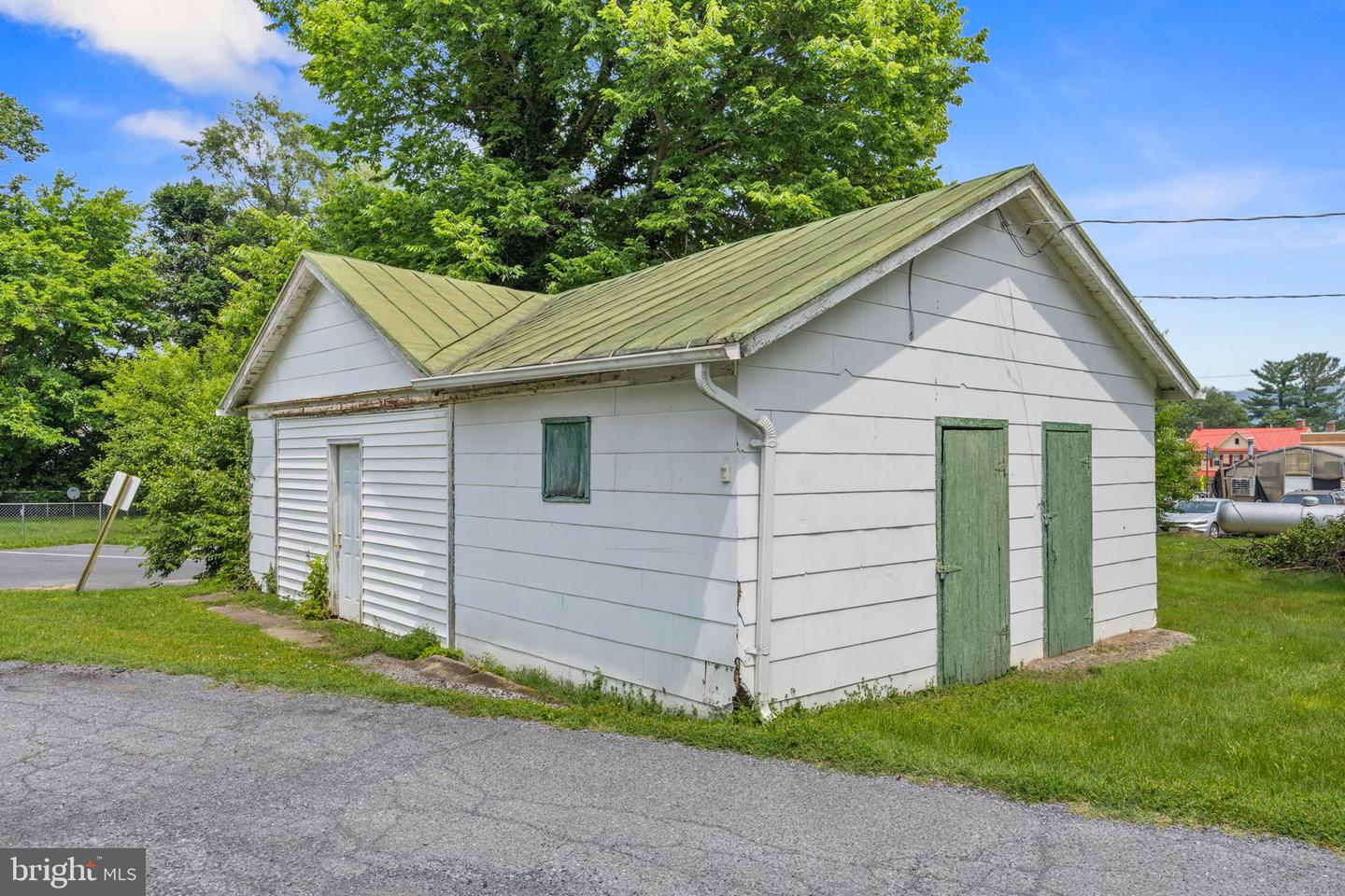 118 N MUHLENBERG ST, WOODSTOCK, Virginia 22664, ,Land,For sale,118 N MUHLENBERG ST,VASH2011740 MLS # VASH2011740