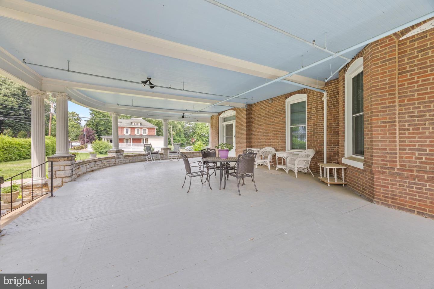 118 N MUHLENBERG ST, WOODSTOCK, Virginia 22664, ,Land,For sale,118 N MUHLENBERG ST,VASH2011740 MLS # VASH2011740