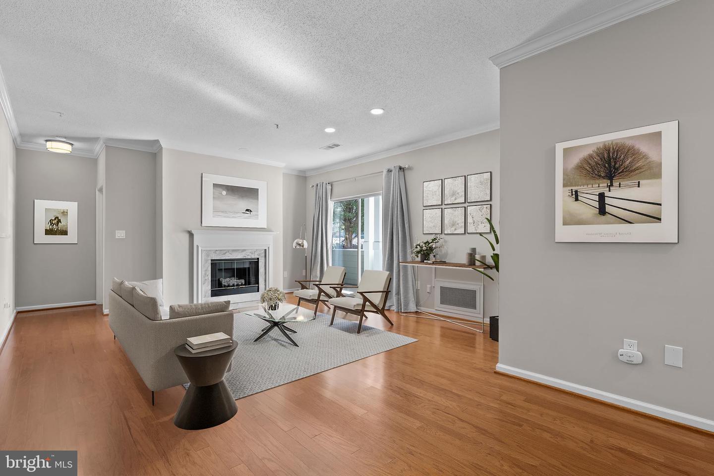 1701 LAKE SHORE CREST DR #11, RESTON, Virginia 20190, 2 Bedrooms Bedrooms, ,2 BathroomsBathrooms,Residential,For sale,1701 LAKE SHORE CREST DR #11,VAFX2226046 MLS # VAFX2226046