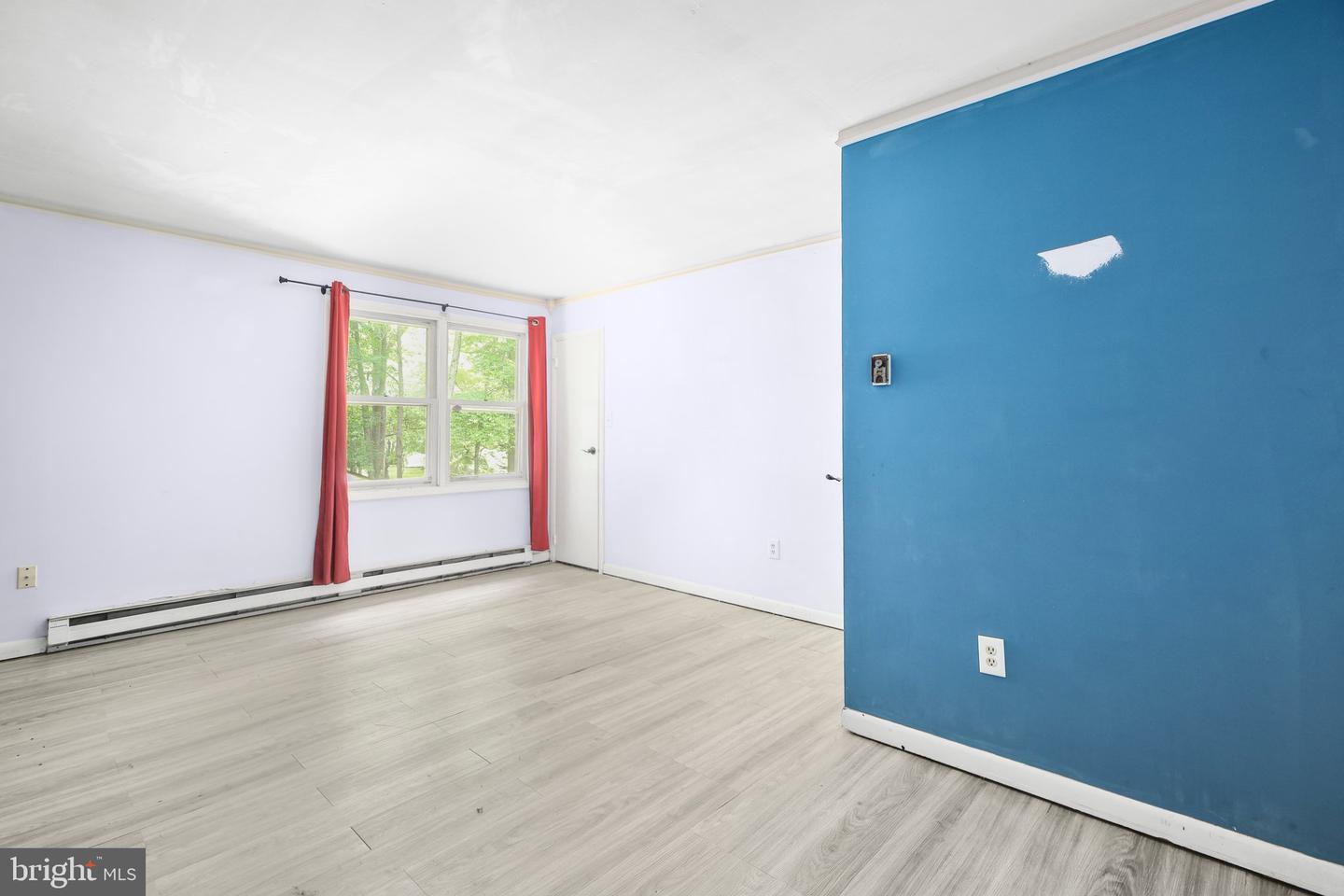 221 HAMPTON DR, SPOTSYLVANIA, Virginia 22551, 3 Bedrooms Bedrooms, ,3 BathroomsBathrooms,Residential,For sale,221 HAMPTON DR,VASP2031332 MLS # VASP2031332