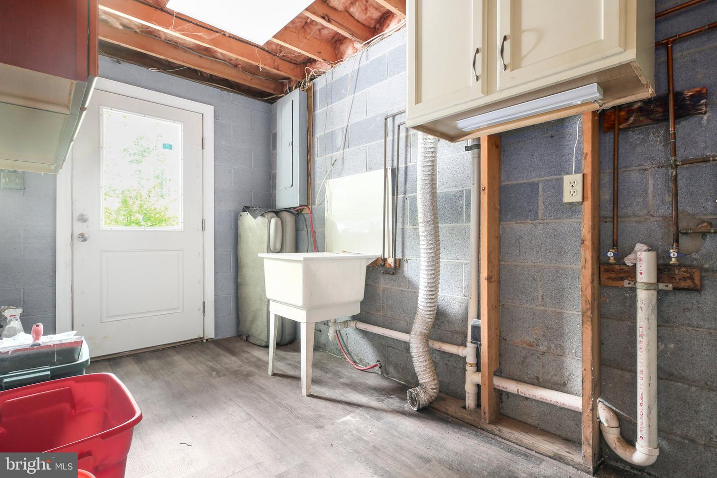 221 HAMPTON DR, SPOTSYLVANIA, Virginia 22551, 3 Bedrooms Bedrooms, ,3 BathroomsBathrooms,Residential,For sale,221 HAMPTON DR,VASP2031332 MLS # VASP2031332