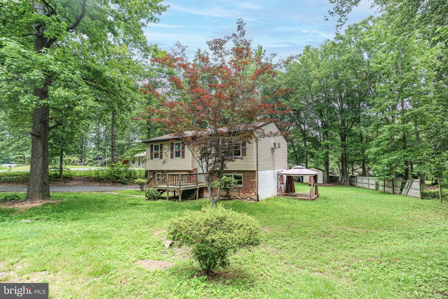 221 HAMPTON DR, SPOTSYLVANIA, Virginia 22551, 3 Bedrooms Bedrooms, ,3 BathroomsBathrooms,Residential,For sale,221 HAMPTON DR,VASP2031332 MLS # VASP2031332