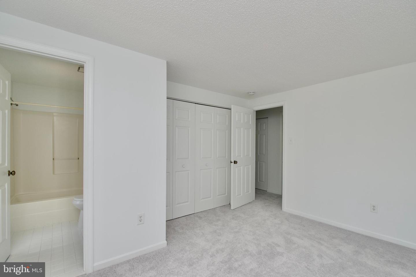 297 E RAYMOND AVE E, ALEXANDRIA, Virginia 22301, 3 Bedrooms Bedrooms, ,3 BathroomsBathrooms,Residential,For sale,297 E RAYMOND AVE E,VAAX2042842 MLS # VAAX2042842