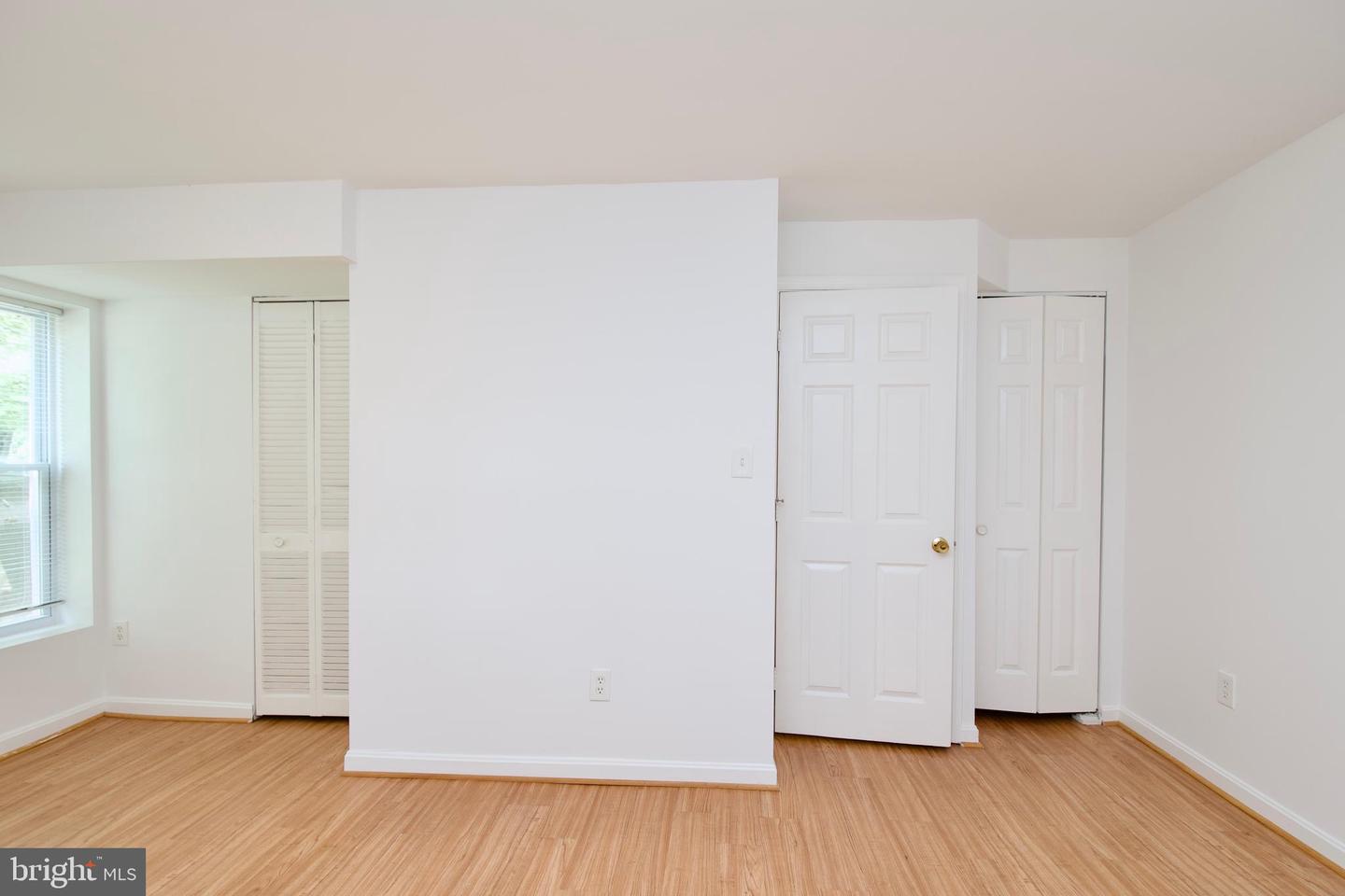 297 E RAYMOND AVE E, ALEXANDRIA, Virginia 22301, 3 Bedrooms Bedrooms, ,3 BathroomsBathrooms,Residential,For sale,297 E RAYMOND AVE E,VAAX2042842 MLS # VAAX2042842