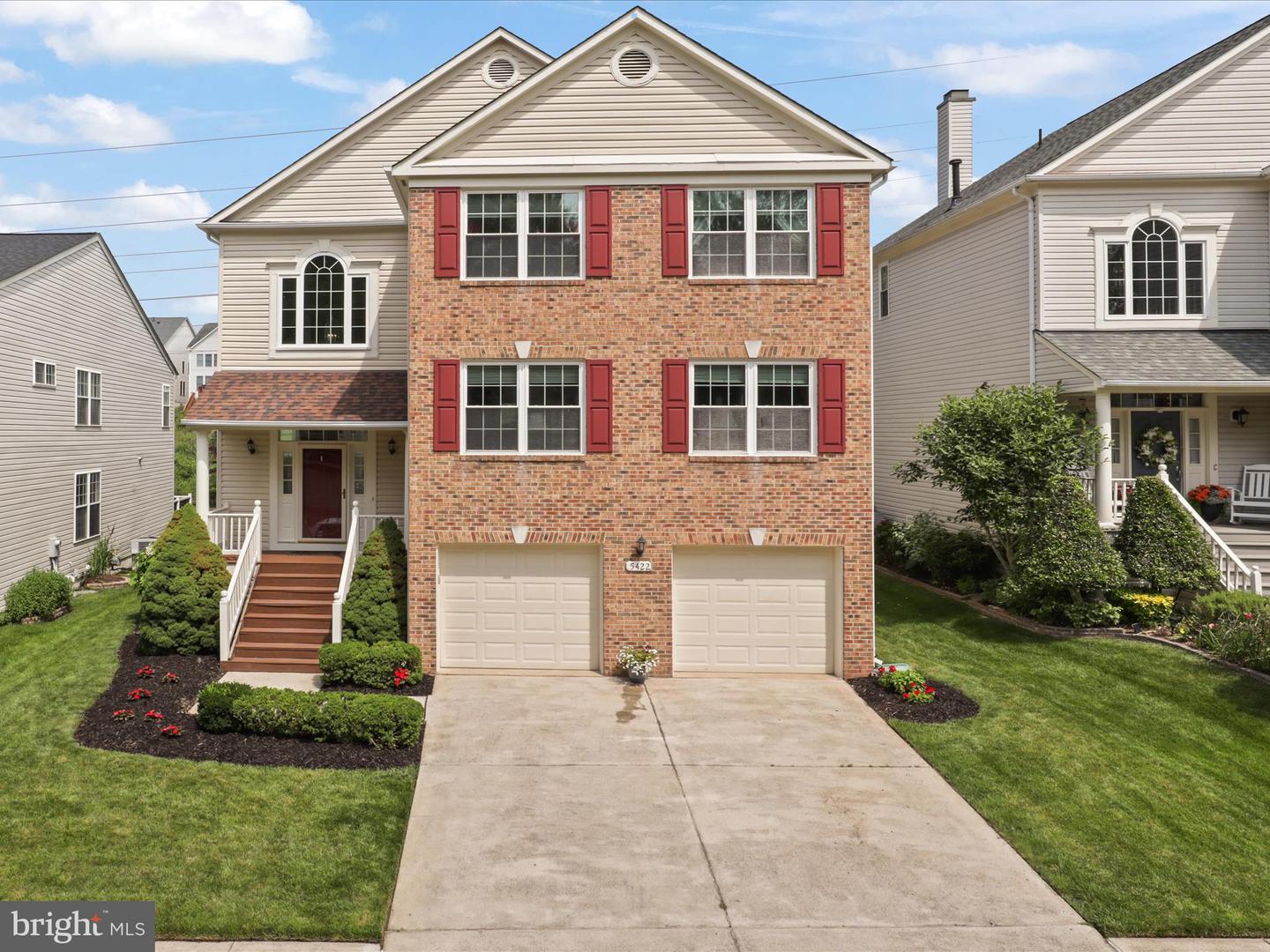 5422 CASTLE BAR LN, ALEXANDRIA, Virginia 22315, 5 Bedrooms Bedrooms, ,3 BathroomsBathrooms,Residential,For sale,5422 CASTLE BAR LN,VAFX2229682 MLS # VAFX2229682