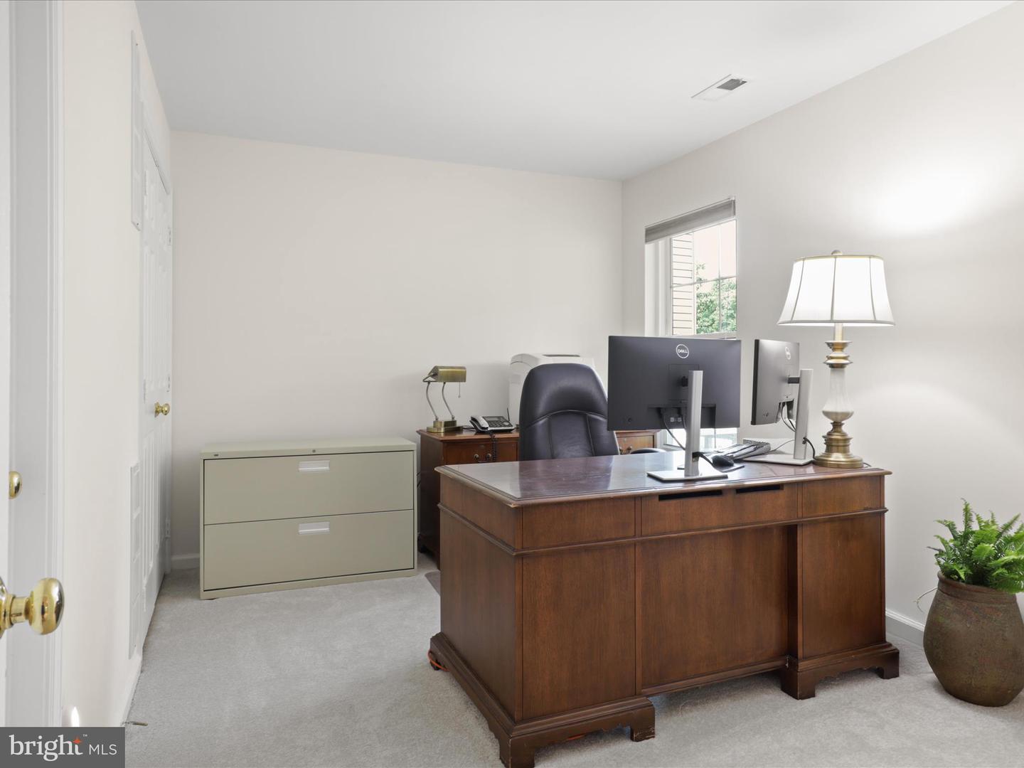 5422 CASTLE BAR LN, ALEXANDRIA, Virginia 22315, 5 Bedrooms Bedrooms, ,3 BathroomsBathrooms,Residential,For sale,5422 CASTLE BAR LN,VAFX2229682 MLS # VAFX2229682