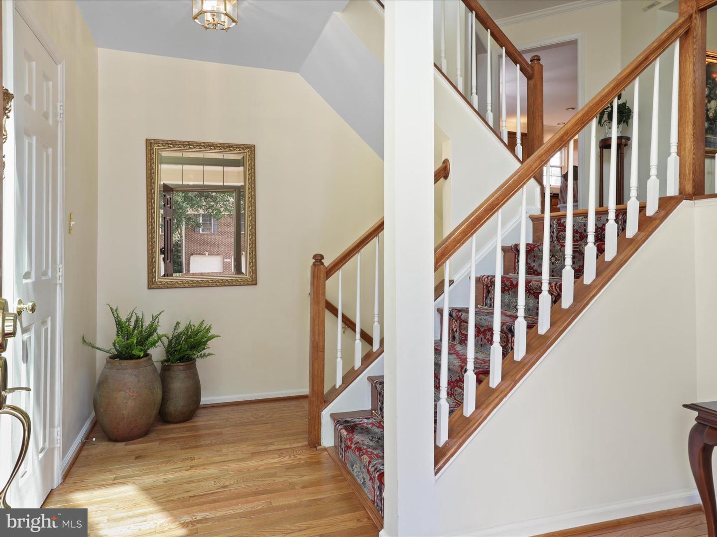 5422 CASTLE BAR LN, ALEXANDRIA, Virginia 22315, 5 Bedrooms Bedrooms, ,3 BathroomsBathrooms,Residential,For sale,5422 CASTLE BAR LN,VAFX2229682 MLS # VAFX2229682