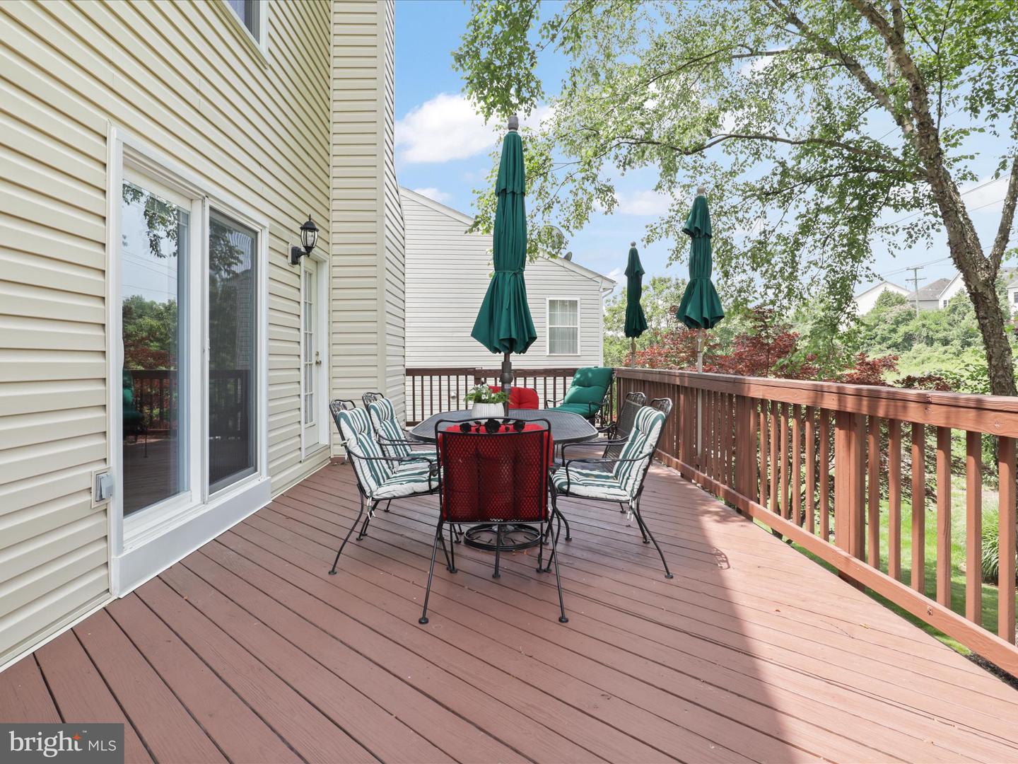 5422 CASTLE BAR LN, ALEXANDRIA, Virginia 22315, 5 Bedrooms Bedrooms, ,3 BathroomsBathrooms,Residential,For sale,5422 CASTLE BAR LN,VAFX2229682 MLS # VAFX2229682