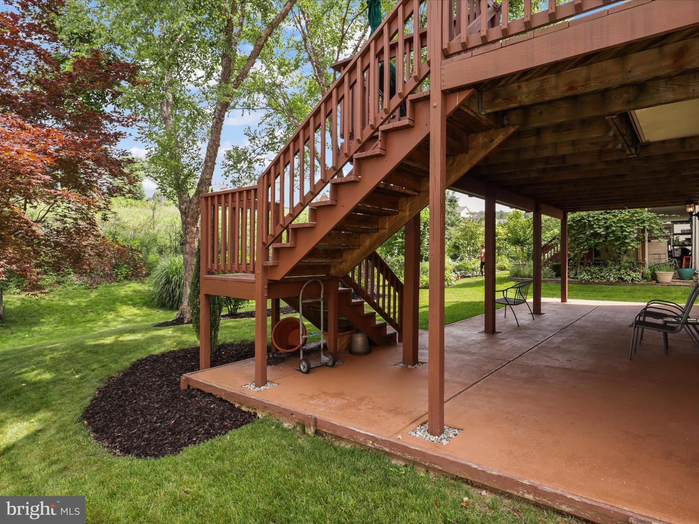 5422 CASTLE BAR LN, ALEXANDRIA, Virginia 22315, 5 Bedrooms Bedrooms, ,3 BathroomsBathrooms,Residential,For sale,5422 CASTLE BAR LN,VAFX2229682 MLS # VAFX2229682