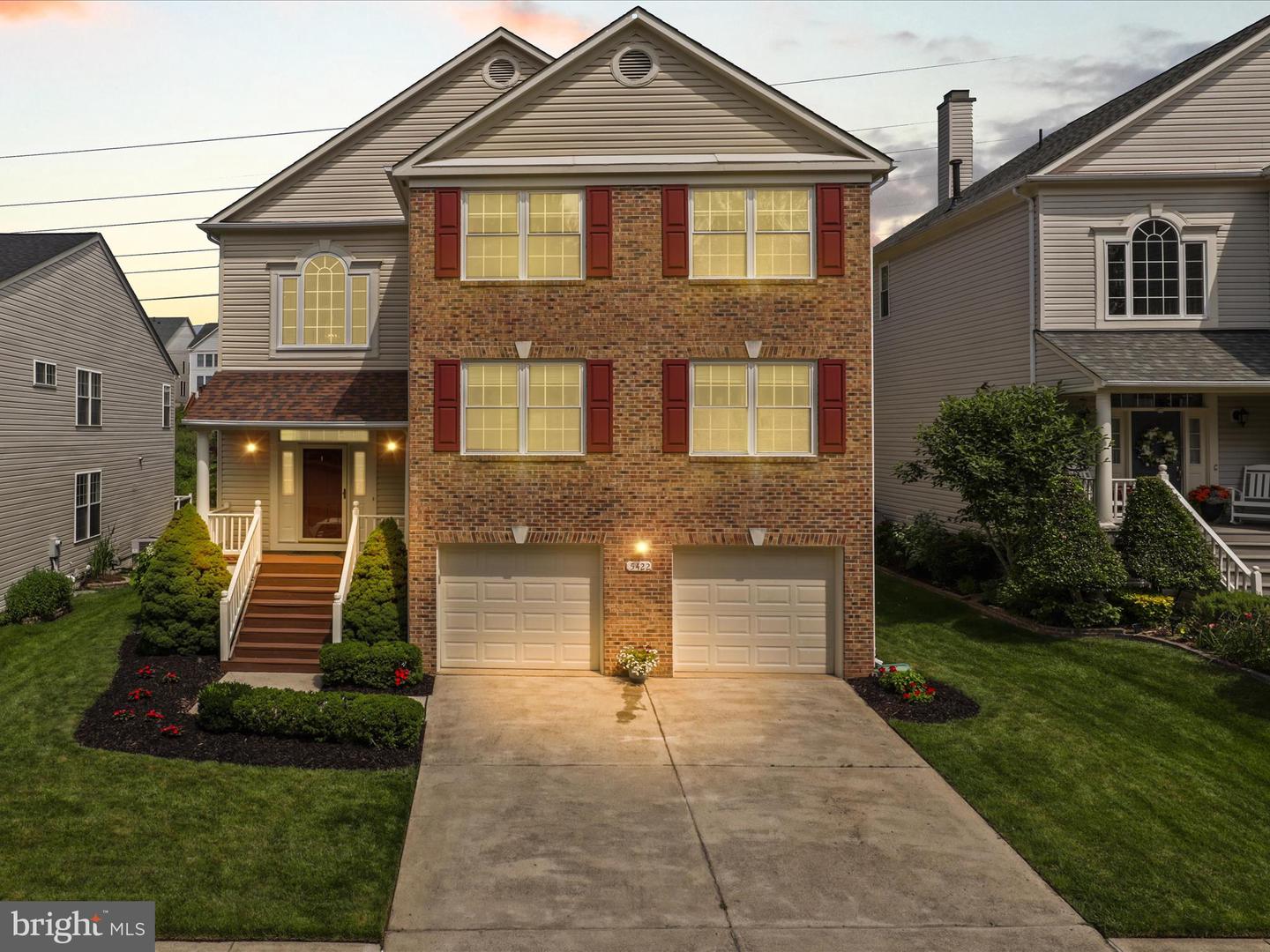 5422 CASTLE BAR LN, ALEXANDRIA, Virginia 22315, 5 Bedrooms Bedrooms, ,3 BathroomsBathrooms,Residential,For sale,5422 CASTLE BAR LN,VAFX2229682 MLS # VAFX2229682