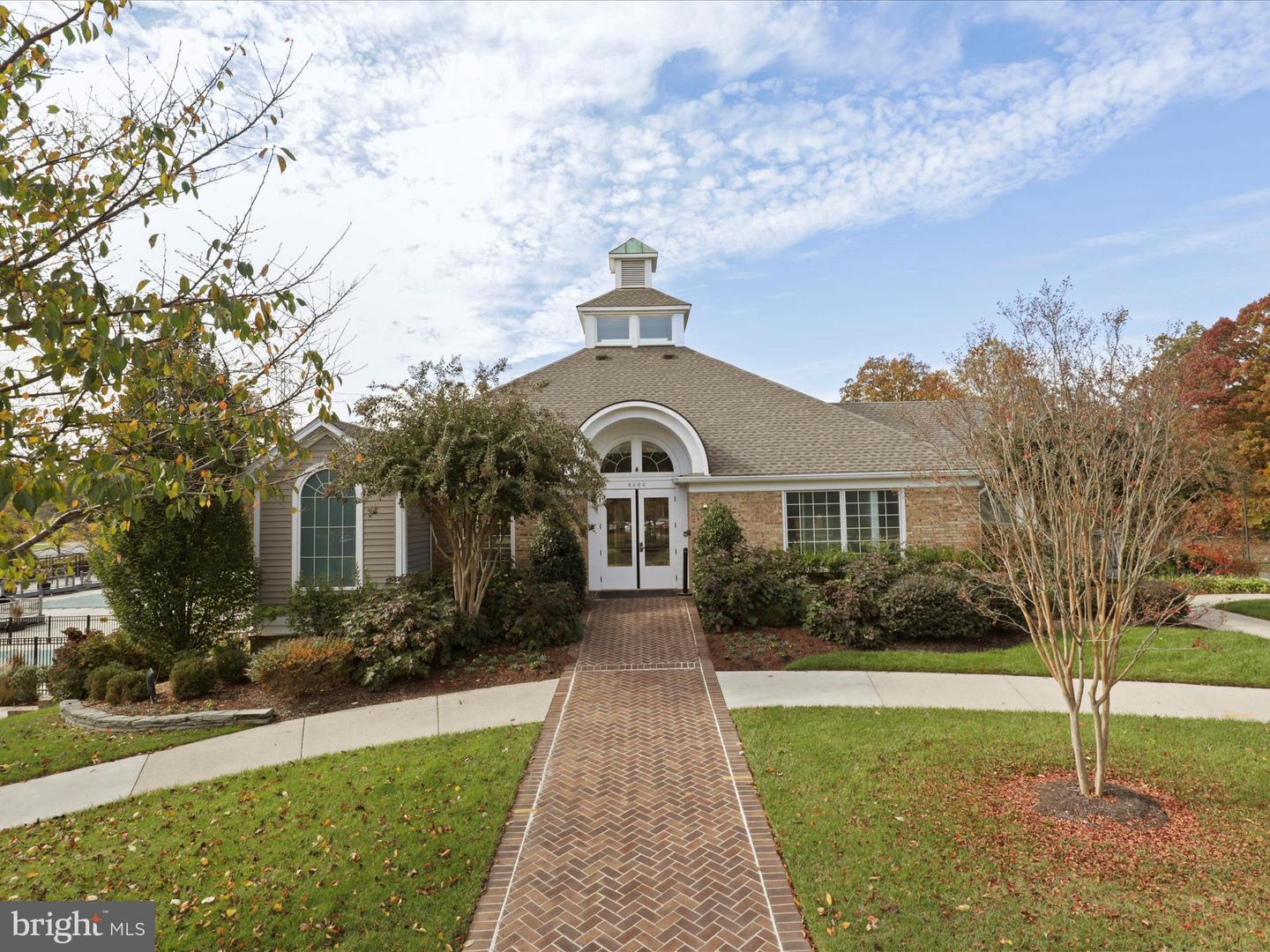 5422 CASTLE BAR LN, ALEXANDRIA, Virginia 22315, 5 Bedrooms Bedrooms, ,3 BathroomsBathrooms,Residential,For sale,5422 CASTLE BAR LN,VAFX2229682 MLS # VAFX2229682