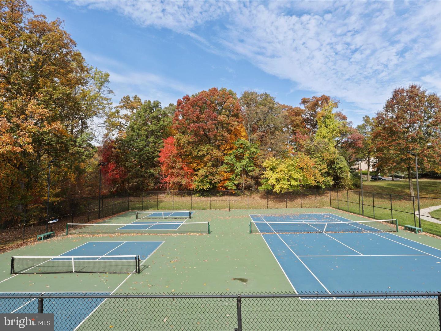 5422 CASTLE BAR LN, ALEXANDRIA, Virginia 22315, 5 Bedrooms Bedrooms, ,3 BathroomsBathrooms,Residential,For sale,5422 CASTLE BAR LN,VAFX2229682 MLS # VAFX2229682