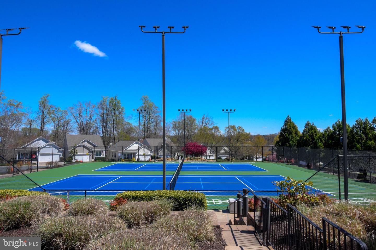 227 SMITHFIELD WAY, FREDERICKSBURG, Virginia 22406, 3 Bedrooms Bedrooms, ,3 BathroomsBathrooms,Residential,For sale,227 SMITHFIELD WAY,VAST2037306 MLS # VAST2037306
