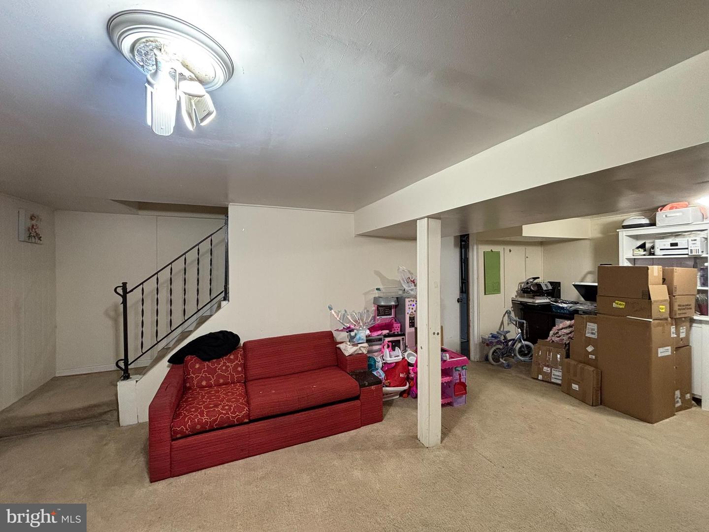 6901 ROLLING RD, SPRINGFIELD, Virginia 22152, 5 Bedrooms Bedrooms, ,2 BathroomsBathrooms,Residential,For sale,6901 ROLLING RD,VAFX2233028 MLS # VAFX2233028