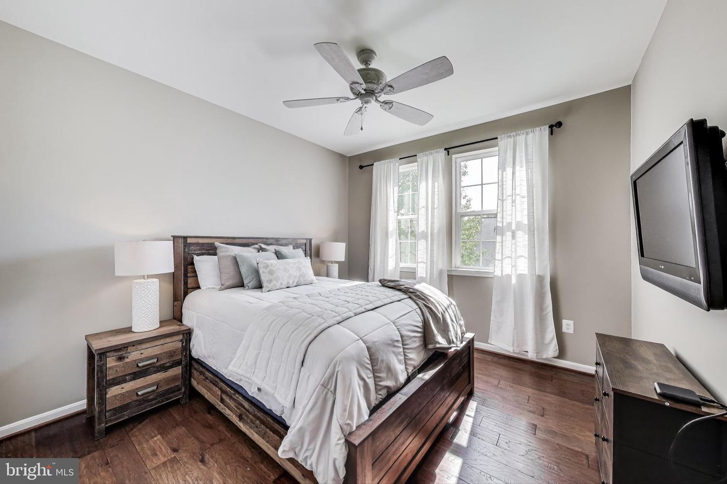 5701 WINK WAY, WOODBRIDGE, Virginia 22193, 6 Bedrooms Bedrooms, ,4 BathroomsBathrooms,Residential,For sale,5701 WINK WAY,VAPW2092752 MLS # VAPW2092752