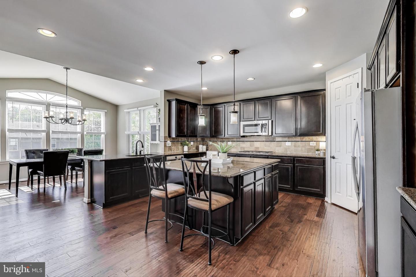 5701 WINK WAY, WOODBRIDGE, Virginia 22193, 6 Bedrooms Bedrooms, ,4 BathroomsBathrooms,Residential,For sale,5701 WINK WAY,VAPW2092752 MLS # VAPW2092752