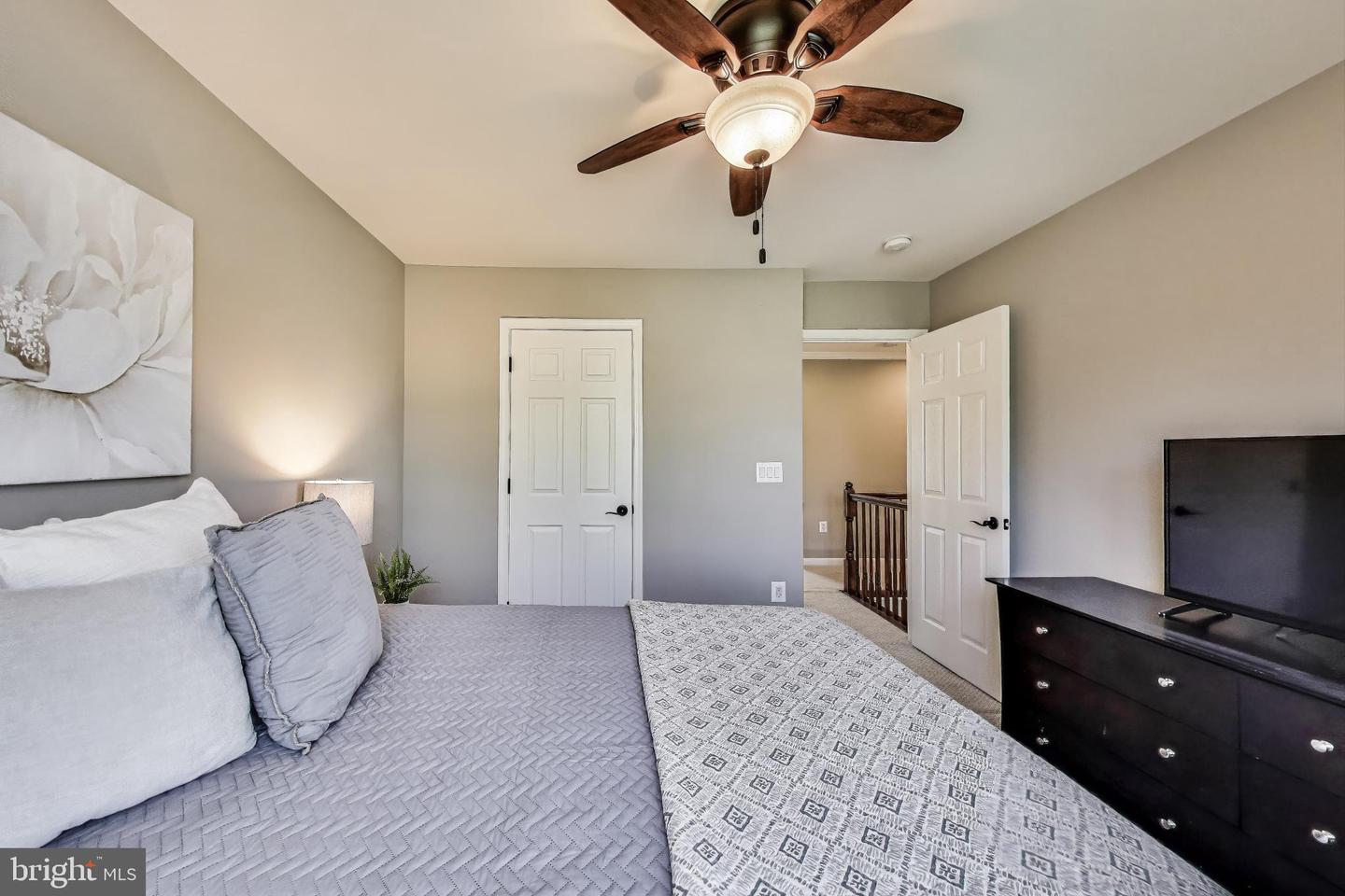 5701 WINK WAY, WOODBRIDGE, Virginia 22193, 6 Bedrooms Bedrooms, ,4 BathroomsBathrooms,Residential,For sale,5701 WINK WAY,VAPW2092752 MLS # VAPW2092752