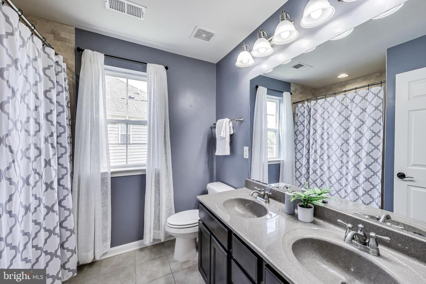 5701 WINK WAY, WOODBRIDGE, Virginia 22193, 6 Bedrooms Bedrooms, ,4 BathroomsBathrooms,Residential,For sale,5701 WINK WAY,VAPW2092752 MLS # VAPW2092752