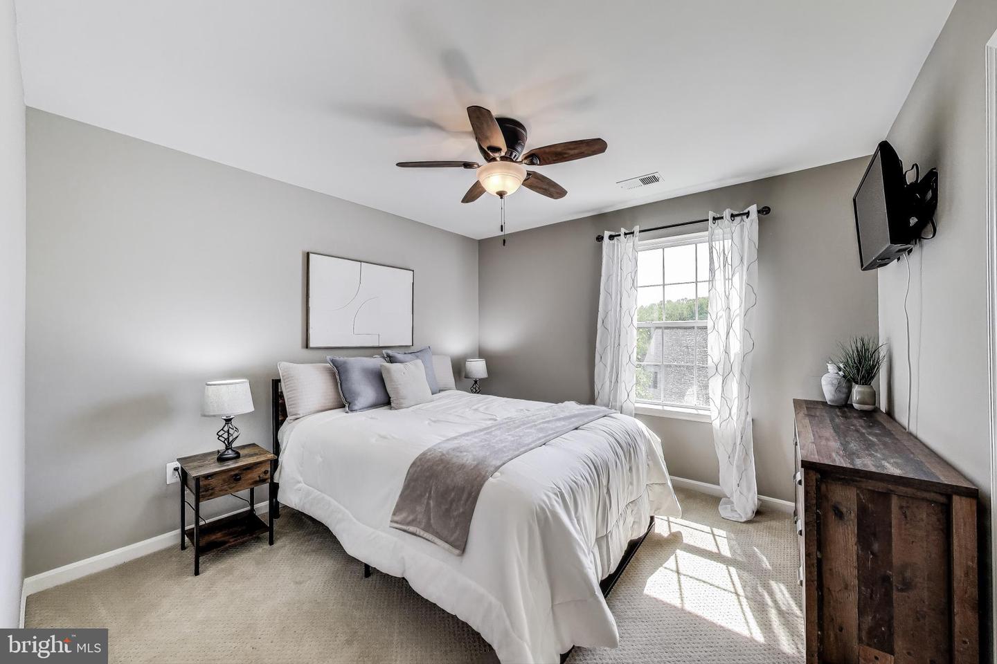 5701 WINK WAY, WOODBRIDGE, Virginia 22193, 6 Bedrooms Bedrooms, ,4 BathroomsBathrooms,Residential,For sale,5701 WINK WAY,VAPW2092752 MLS # VAPW2092752