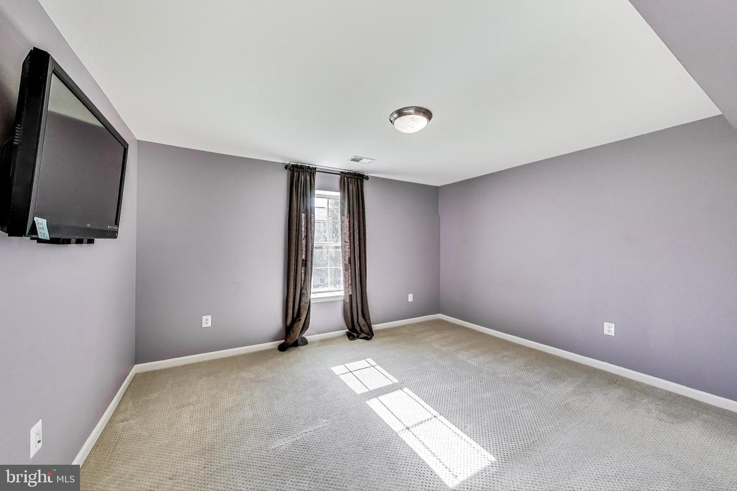 5701 WINK WAY, WOODBRIDGE, Virginia 22193, 6 Bedrooms Bedrooms, ,4 BathroomsBathrooms,Residential,For sale,5701 WINK WAY,VAPW2092752 MLS # VAPW2092752