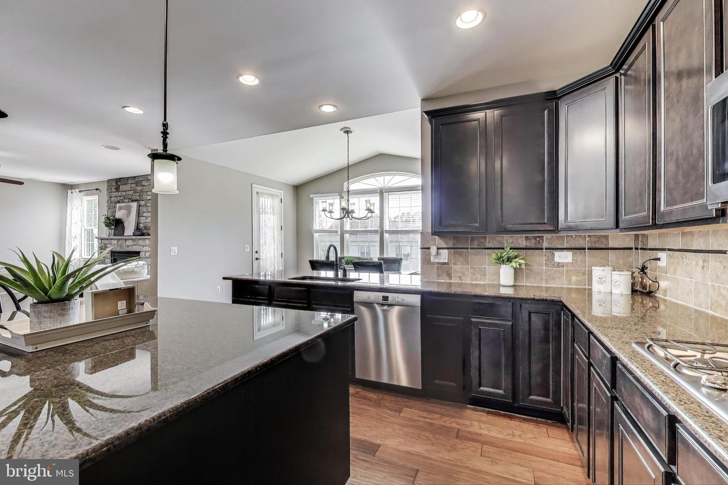 5701 WINK WAY, WOODBRIDGE, Virginia 22193, 6 Bedrooms Bedrooms, ,4 BathroomsBathrooms,Residential,For sale,5701 WINK WAY,VAPW2092752 MLS # VAPW2092752