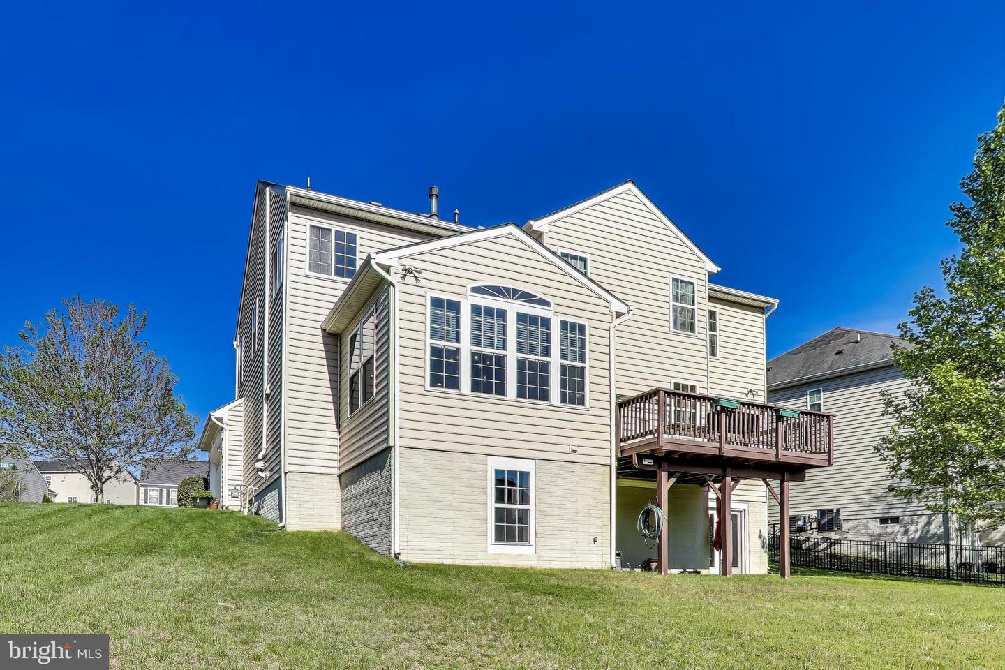 5701 WINK WAY, WOODBRIDGE, Virginia 22193, 6 Bedrooms Bedrooms, ,4 BathroomsBathrooms,Residential,For sale,5701 WINK WAY,VAPW2092752 MLS # VAPW2092752