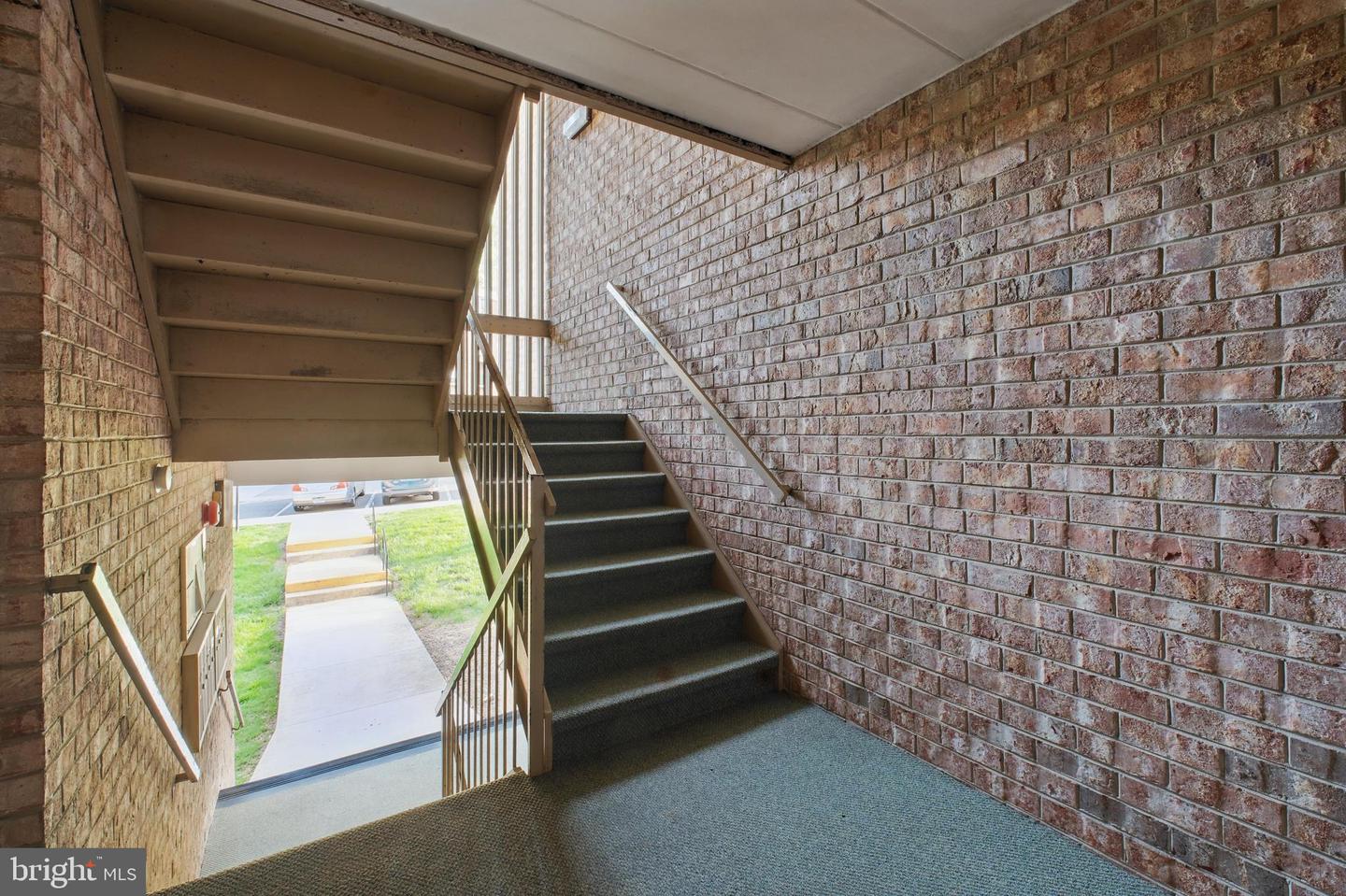 2630 WAGON DR #2C, ALEXANDRIA, Virginia 22303, 2 Bedrooms Bedrooms, ,1 BathroomBathrooms,Residential,For sale,2630 WAGON DR #2C,VAFX2238416 MLS # VAFX2238416
