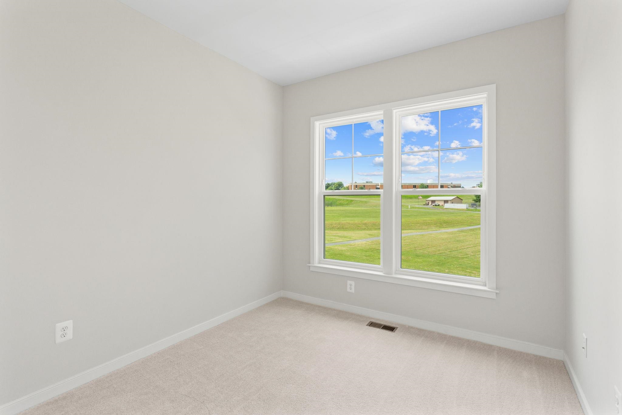 203 SCARLET MAPLE LN, BRIDGEWATER, Virginia 22812, 3 Bedrooms Bedrooms, ,2 BathroomsBathrooms,Residential,**203 Scarlet Maple Ln** The Glen at Cooks Creek,203 SCARLET MAPLE LN,665833 MLS # 665833