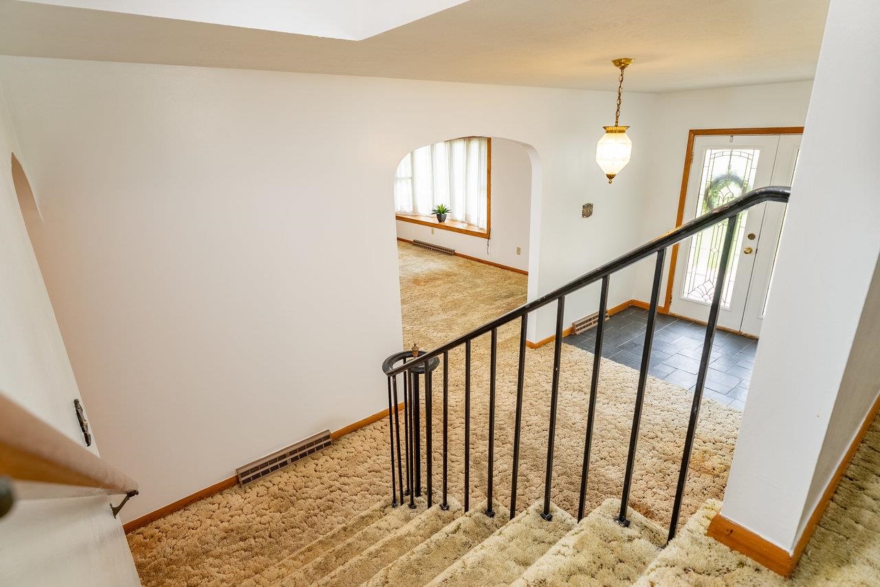 4490 NORTH VALLEY PIKE, ROCKINGHAM, Virginia 22802, 4 Bedrooms Bedrooms, ,3 BathroomsBathrooms,Residential,4490 NORTH VALLEY PIKE,665840 MLS # 665840