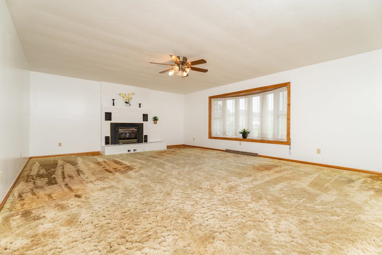 4490 NORTH VALLEY PIKE, ROCKINGHAM, Virginia 22802, 4 Bedrooms Bedrooms, ,3 BathroomsBathrooms,Residential,4490 NORTH VALLEY PIKE,665840 MLS # 665840
